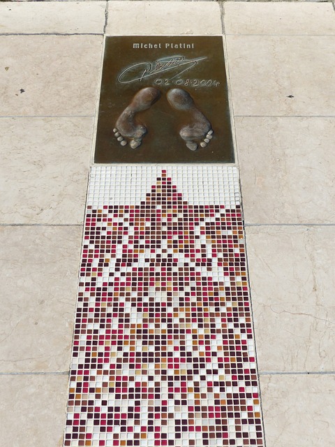 记者揭秘：英超德甲四豪门觊觎南安普顿小将迪布林.